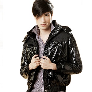 【品牌直供】LARVIO拉维亚　2011潮男必备　立领可脱帽羽绒棉服外套