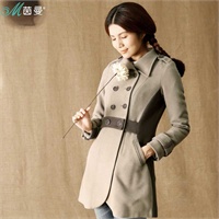 <em>茵曼 秋装</em>新款文艺撞色拼接双排扣中<em>长款</em>呢外