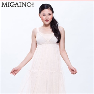 曼娅奴2012春季新品蕾丝连衣裙MB2D260