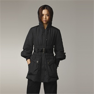 【品牌直供】CORONA 黑色中袖女装连帽羽绒服 1126853
