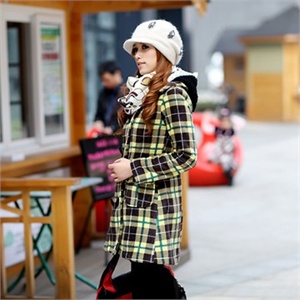 2011新款女装 秋冬款 最流行时尚格子摇粒绒大衣