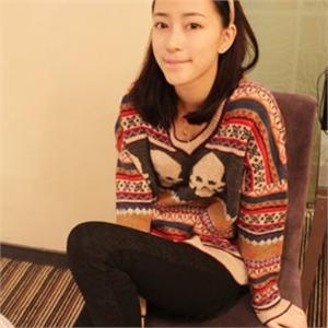 韩版时尚勾花骷髅头V领宽松毛衣外套TR617