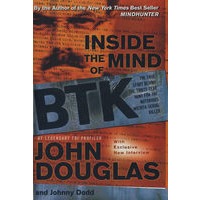追捕臭名昭著的威奇托连环杀手三十年背后的真实故事 Inside the Mind of BTK