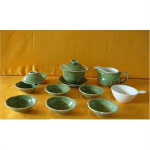 苏氏绿釉浮雕荷花功夫茶具 13头 75378