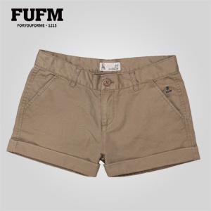 FUFM由你由我 女士舒适休闲工装短裤W12SSA998
