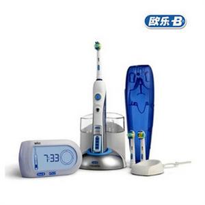 博朗Oral-B欧乐B D32睿翔智能3D电动牙刷