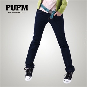 FUFM 2012春秋装新品 女士深蓝靓丽皮标直筒牛仔裤W10MCJ006