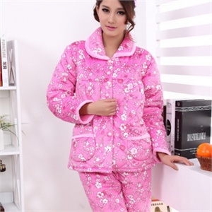 想飘内衣 秋冬新品上市 梅花珊瑚绒夹棉家居服舒适保暖睡衣