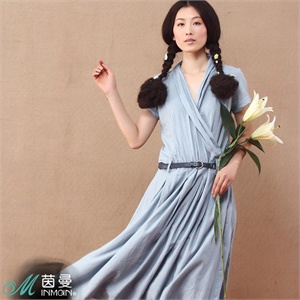 INMAN茵曼 女装 复古V领腰部扇状打褶连衣裙822102478