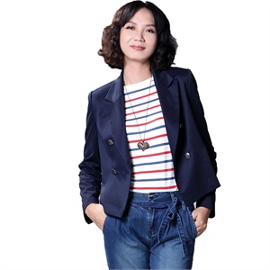 【UDOT右道】修身时尚 双排扣短款 女小西装 W142
