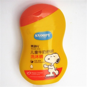 Snoopy/史努比 儿童牛奶舒眠/舒润沐浴露 200ml 儿童沐浴9088