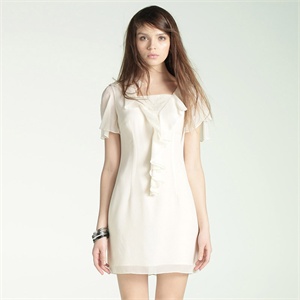 LAVU/朗玟2012夏季杏色荷叶边订珠连衣裙LA6V010