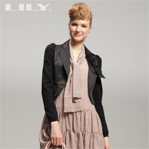 LILY 2011春秋 短款拼接贴布口袋 长袖西装