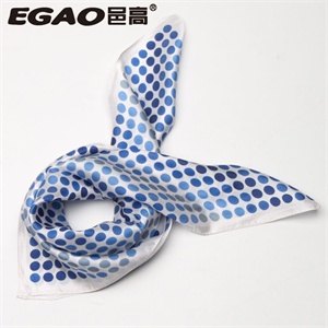 邑高EGAO正品 真丝小方巾 清凉蓝色圆点 21110