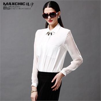 Maxchic 玛汐 素色名字:浪漫系列泡泡袖花苞下