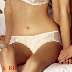 安莉芳旗下E-BRA内裤中低腰三角裤K29261