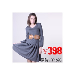 Maxchic品牌鸡心领百褶针织长袖连衣裙D10WL001