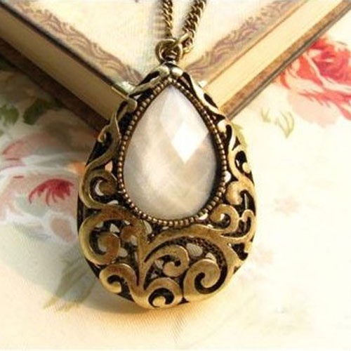 [当当自营]lailei 欧美复古怀旧 水滴嵌宝石镂空雕花毛衣链项链