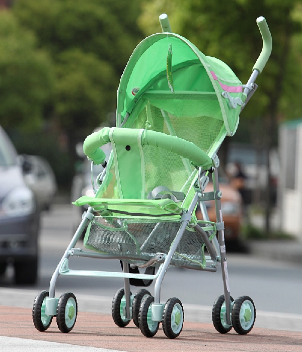 >> kidsmile 凯德氏 超轻便可折叠婴儿推车 301a 绿色